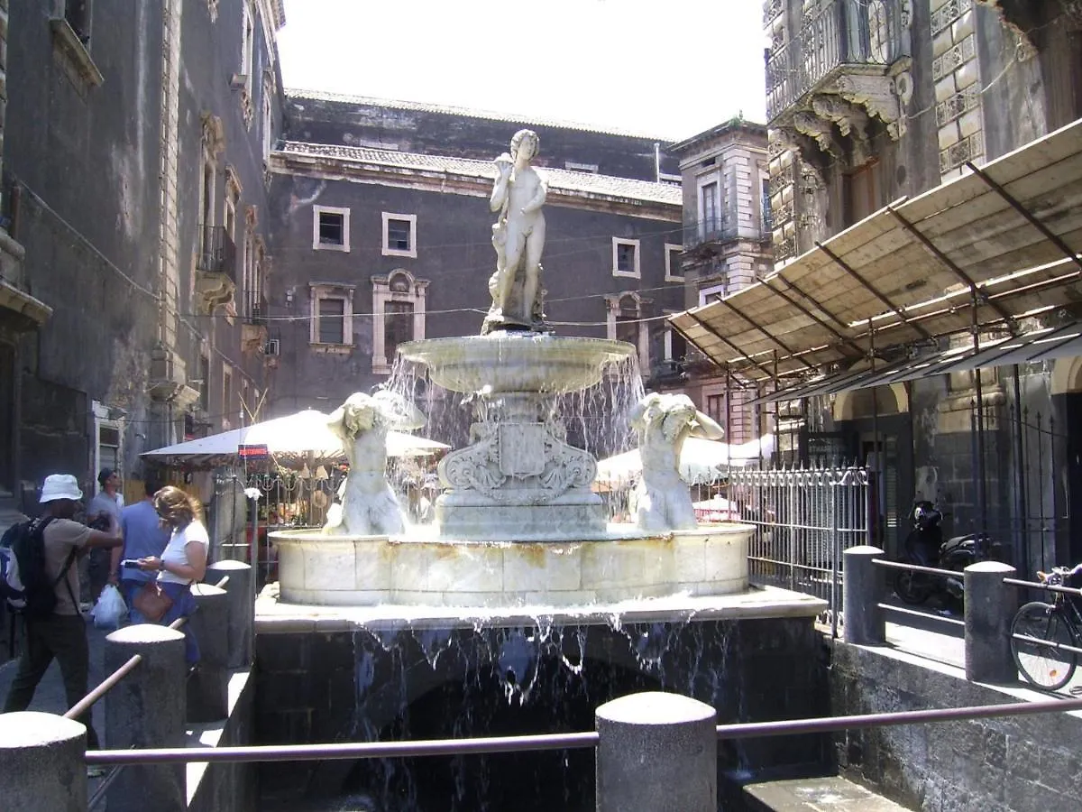 Casa Di Chiara Pieno Centro Storico Apartment Catania